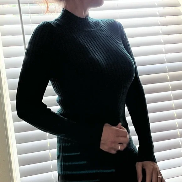 Very stretchy - wide ribbed long sleeve shirt - smoke green - Picture 2 of 5